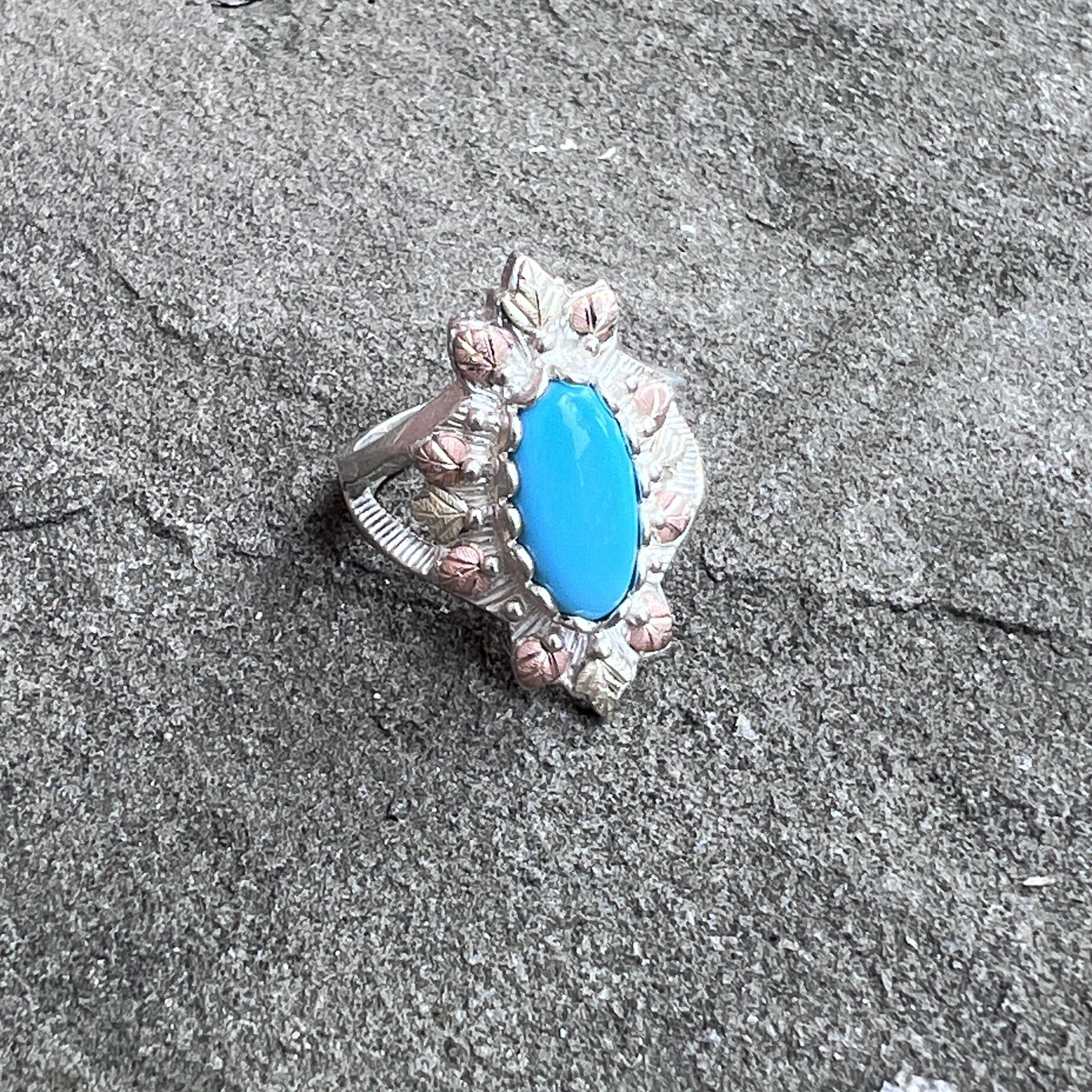 Vintage Turquoise Leaf Ring **Pre-Owned**
