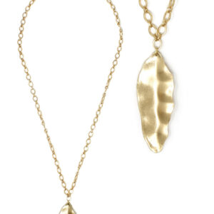 Simple leaf pendant long necklace