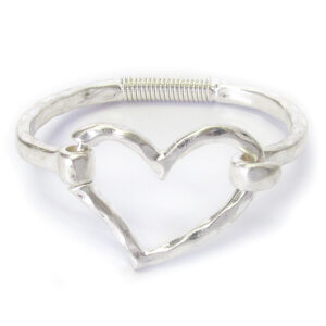Heart bangle bracelet