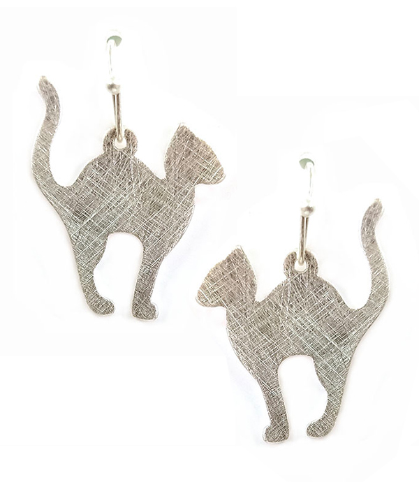 Scratch metal cat earrings